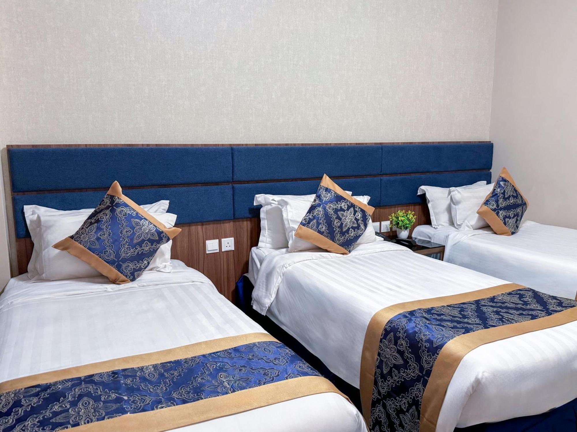 Rabwat Al Safwah Golden Hotel Medina Exterior photo